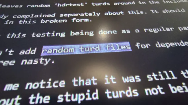 Linux 之父 Linus Torvalds 再爆粗口！怒批 Intel 驅動測試程式「hdrtest」是「噁心廢物」