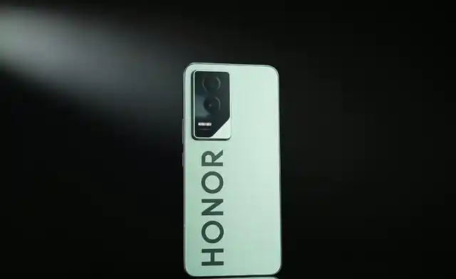 榮耀GT Pro 旗艦規格曝光：7200mAh 巨量電池 + 50MP 雙主攝，4/23 強勢登場