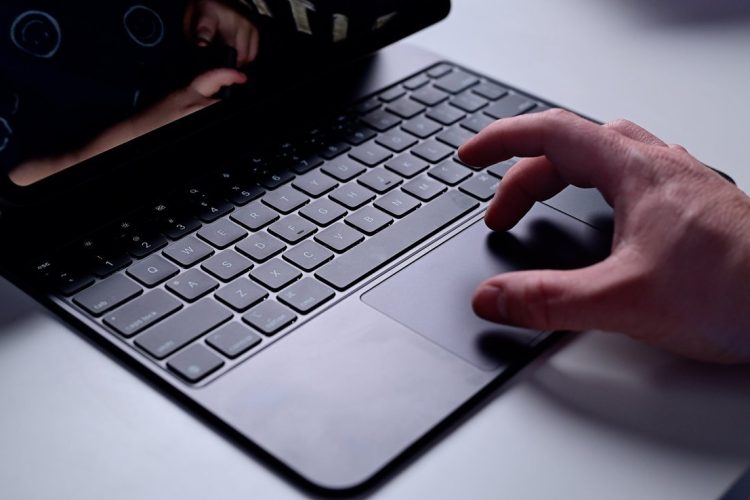 蘋果為iPad Magic Keyboard 精妙鍵盤釋出韌體更新 涵蓋四款新型號